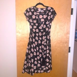 Gorgeous Revolve Wrap Dress, Size Small!